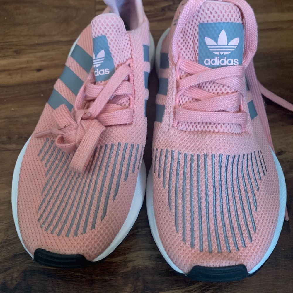 Pink Adidas Women’s 6